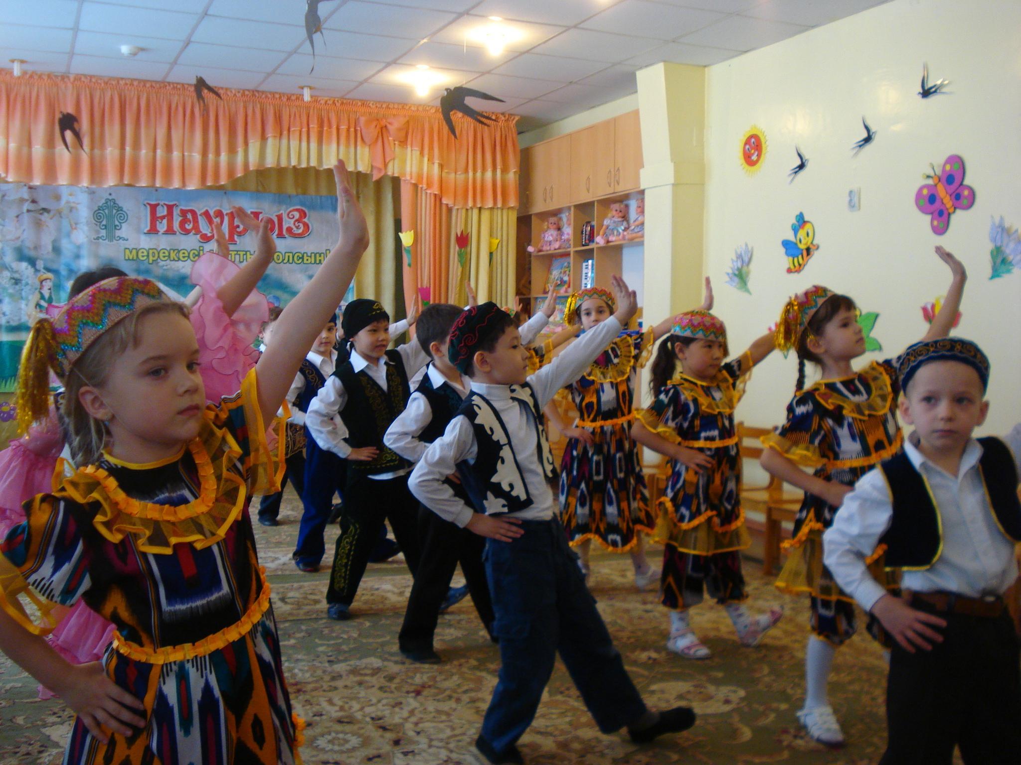 "Армысың Әз - Наурыз" мерекелік ертеңгіліктен көрініс